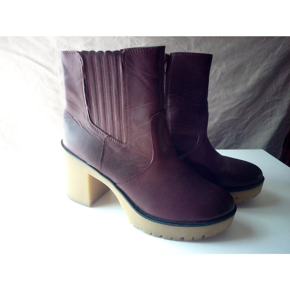 Sun + Stone Ankle Boots Size 10 New Never Used No Tags Wine Color
